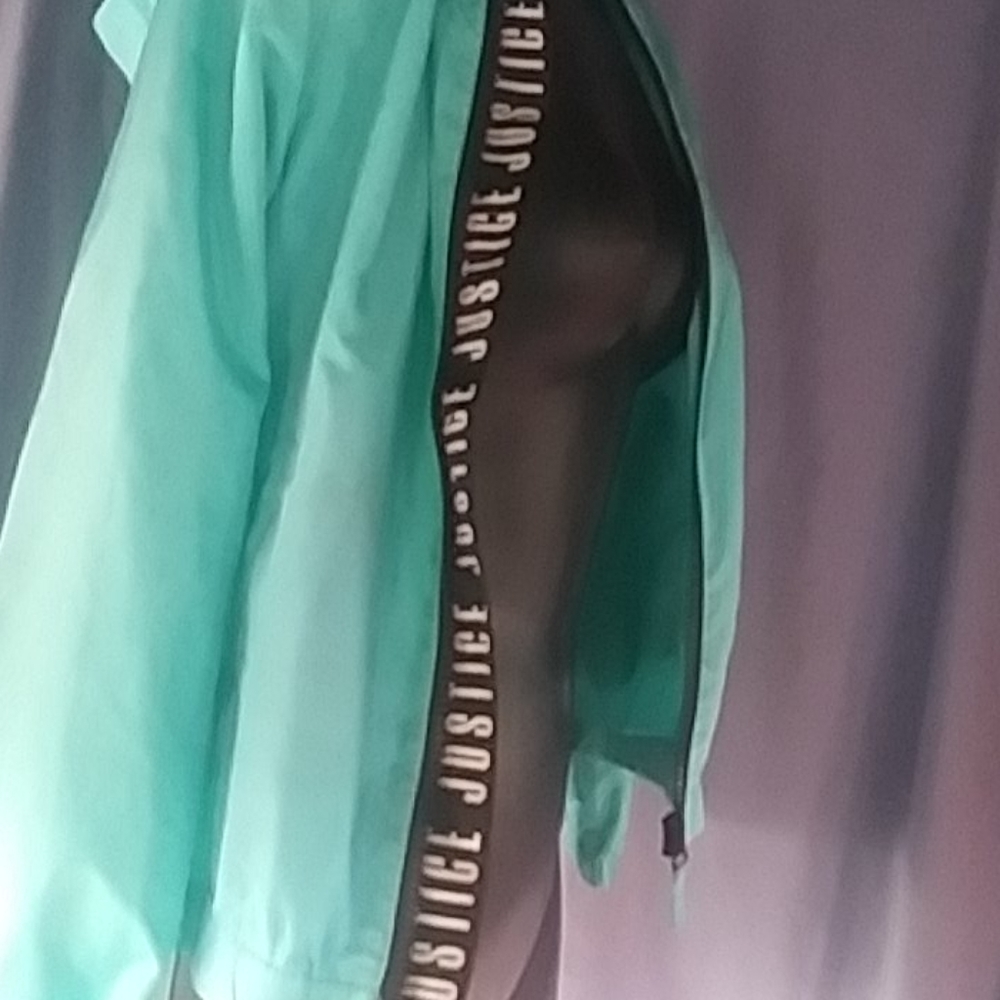 Justice Jacket - Picture 5 of 7